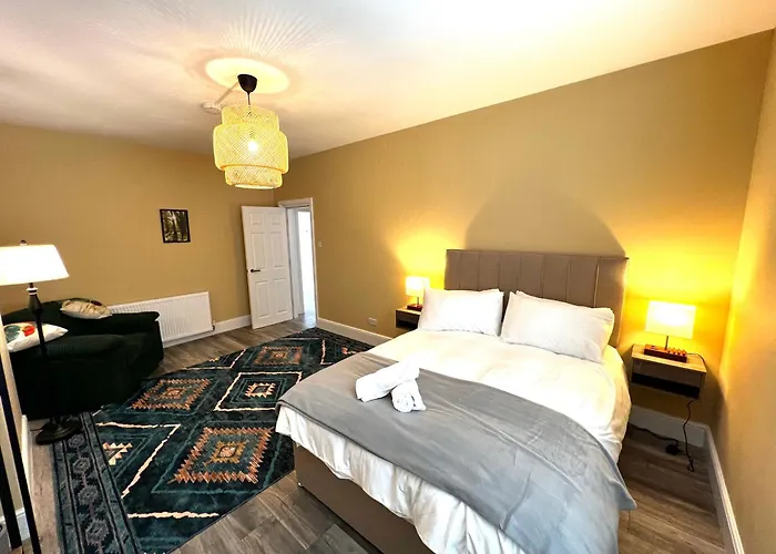 Smugglers - Sea Front - Parking - Sea Views - Balcony - 2 Luxury Kingsize Beds Апартаменты