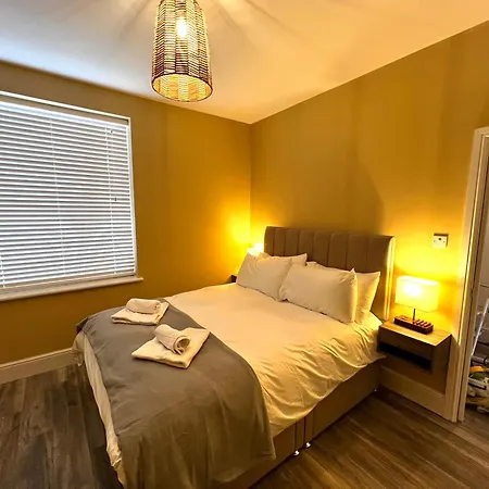 Smugglers - Sea Front - Parking - Sea Views - Balcony - 2 Luxury Kingsize Beds * Saltburn-by-the-Sea